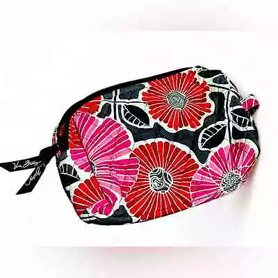 Vera Bradley Quilted Bold Floral Makeup-travel Bag • $8.10