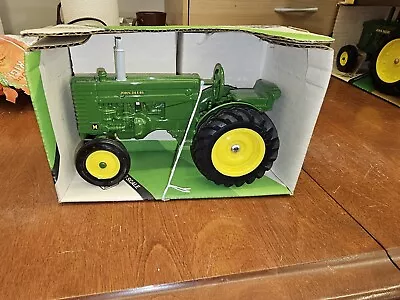 John Deere  Model  M Tractor Ertl 1/16 Box • $1