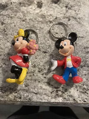 Vintage The Walt Disney Company Mickey And Minnie Mouse Keychain 1993 • $11