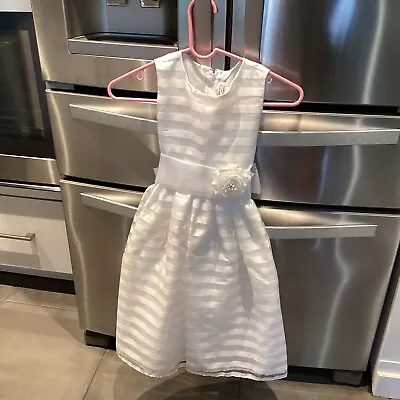 CHILDS DRESS SIZE 5 /6. White. Formal CRAYON BRAND USA. PAGENT WEDDING • £16.09