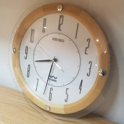 £79.35 • Buy SEIKO R-Wave Radio Controlled Round Wall Clock 13.5  Glass/Wood Modern QXR109YLH