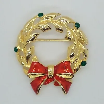 Vintage Mi Mark Christmas Wreath Brooch Pin Gold Tone Green Cabochon Stones • $16.95