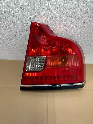 2004 2005 2006 Volvo S80 Right Passenger RH Side Tail Light Oem 9805N DG1 • $54.90