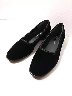 Bandolino Soleutions Black Velvet Loafers Flats FIRESIDE Size 10 M • $26.95