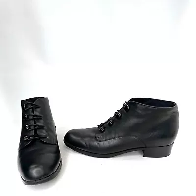 Vintage MUNRO Black Ankle Booties 7 • $50