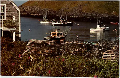 Postcard Chrome Maine Lobster Boats Traps Cottages • $4.57