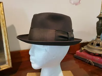 Vintage DOBBS BROWN WOOL FELT FEDORA HAT Size 7 1/8 Squire's Shop Homewood Ala. • $55