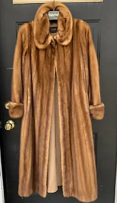 Womens Full Length Mink Coat • $2250