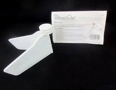 Brand New NIP White Pie ~Quiche Stand Gate Keeper Adjustable Holder Keeper Saver • $9.95