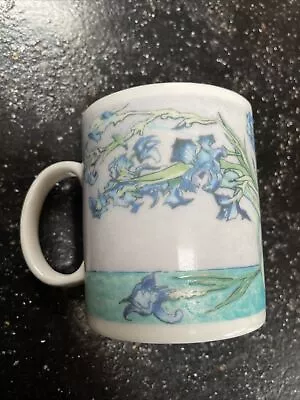 Chaleur Master Impressionists Vincent Van Gogh IRIS Coffee Mug • $30