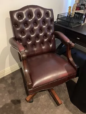 Captains Chair - Leather (Great Condition As New) Swivels & Tilts • $500