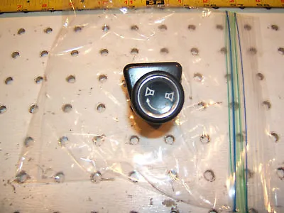 Mercedes Later Models W114115 230/280 Speakers  Balance 1 Switch & 1 Knob • $119