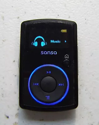 SanDisk Sansa Clip (1GB) Digital Media MP3 Player Black. Works Great Good Cond • $17.95