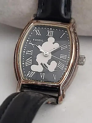 $49 • Buy Vintage 1990’s Fossil LI-1564 Disney Mickey Mouse Limited Edition Watch 23mm