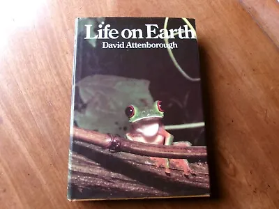 David Attenborough Signed Life On Earth First Edition First Print • £150