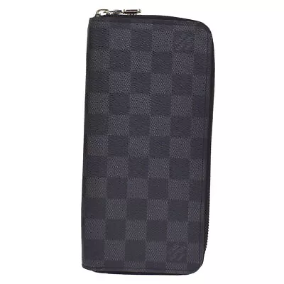 LOUIS VUITTON Zippy Wallet Vertical • £483