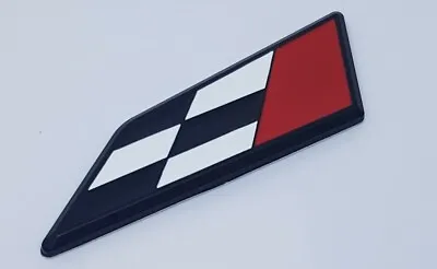 💥Black White Red Racing Flag Badge Metal Car Van Mini *FREE DELIVERY*💥 • £3.99