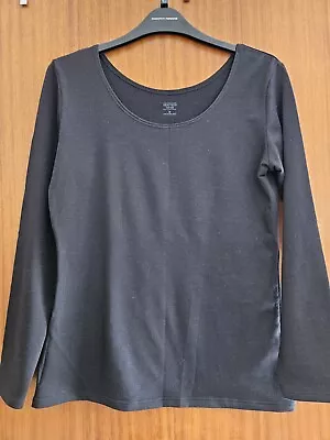 Uniqlo Heattech Black Long Sleeve Top Size M  • £5