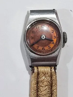 Uno Vintage Ladies Mechanical Watch For Spares And Repairs • £9.30