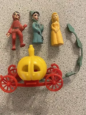 Vtg 1950s Emenee Cinderella Playset: 3 Figures & Pumpkin Coach - See Pics As Is • $24.50