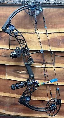 Mathews Monster Chill 28.5 D/L 70#D/W -Used- RTS RH Good Condition • $569.98