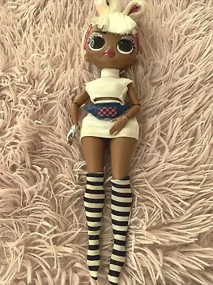 LOL Surprise OMG Movie Magic Doll 2009 Fashion Brown Skin • $5.99