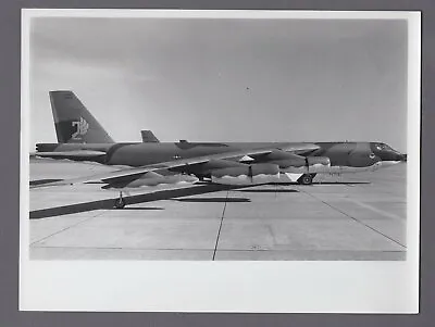 Boeing B-52 Stratofortress Jet Bomber Large Vintage Photo Usaf 15 • $19.95