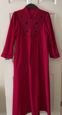 £28 • Buy Ladies Size 12/14 Vtg Pink Velour 3/4 Sleeve Zip Front Dressing Gown/House Coat