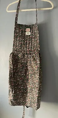 The Kitchen Works Apron Victorian Vintage Rose Tree NWT Made In USA • $30