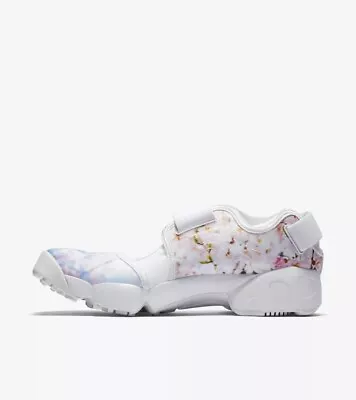 $25.20 • Buy NIKE AIR RIFT  Split Toe Cherry Blossom Floral Print Sneaker, Size 9