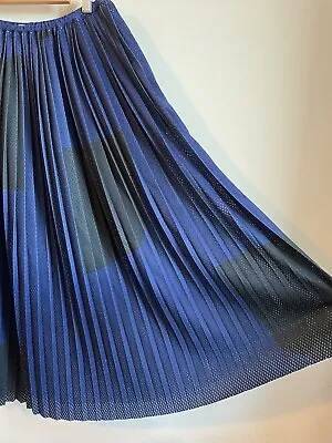 A Detacher Pleated Mesh Midi Length Skirt Size 4 Elastic Waistband Blue Black • $135