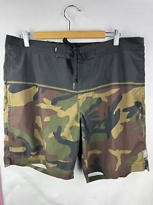 Vans Camo Boardshorts Men’s 36 - Flex Swim Trunks • $19