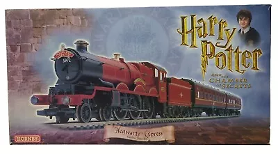 Hornby OO R1033 Harry Potter Hogwarts Express Chamber Of Secrets Train Set • £177.50