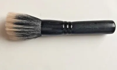 MAC PERFECTLY PLUSH DUO FIBRE POWDER BRUSH 187SE BLACK HANDLE BLACK / Beige HAIR • $14.99