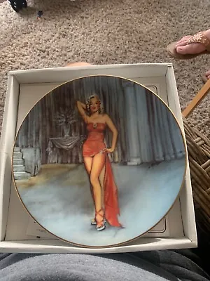 Bradford Exchange Marilyn Monroe The Silver Screen Collection Set 8 Plates  8  • $80