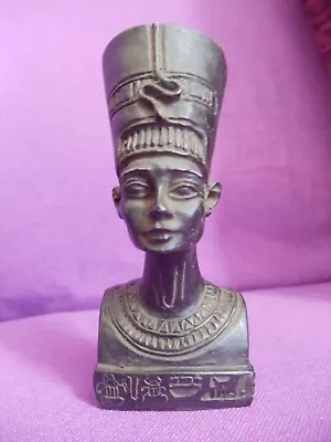 Egyptian Nefertiti Ornament Statue 9cm Black Resin African Queen Beauty Sun Gift • £10