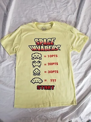 Space Invaders - Universal Studios T-Shirt - Yellow - MEDIUM - New! • $19.95