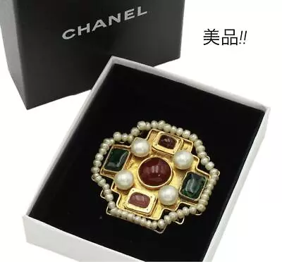 Chanel Vintage Multicolor Gripoix And Faux Pearl Gold Plated Pin *Uiw362 • $2749.50