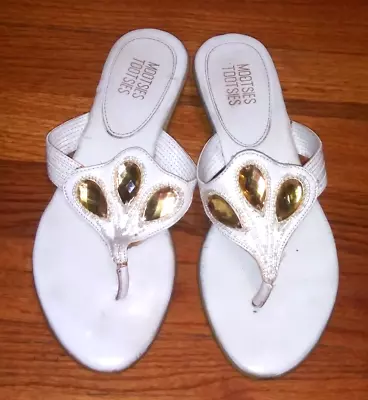 Mootsies Tootsies Sandals Thong Style White 7M Yellow Rhinestones Pretty Wedges • $11