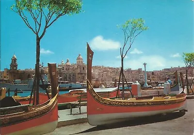 Vintage Postcard - MALTA. Senglea. Vittoriosa. Dghajsas. • £1.49