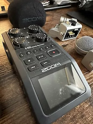 Zoom H6 Handy Recorder - Black - Used But Working • £71
