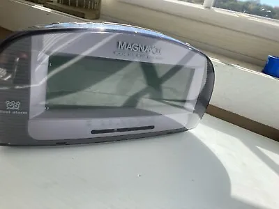 Magnavox MCR140 Dual Alarm Clock Radio AM/FM MCR140/17 Big Display ((FC14-3/M23) • $11.95