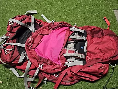 Osprey Aura AG 65 Women's Backpack Raincover Hike Climb Gamma Red WXS • $165