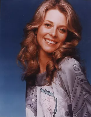 Lindsay Wagner 8x10  Photo A7424 • $7.50