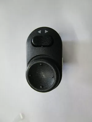 Mirror Control Switch VX VY VZ SS HOLDEN COMMODORE SEDAN WAGON UTE NEW • $29