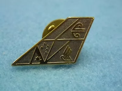 Ansett Airlines Air New Zealand & Singapore Airlines Composite Tail Pin • $8.95