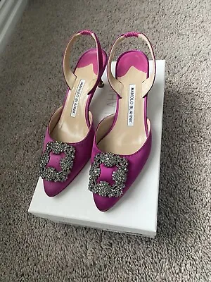 Manolo Blahnik Hangisi Slingback Pumps Satin Crystal Kitten Heel Pink Size 35.5 • $400