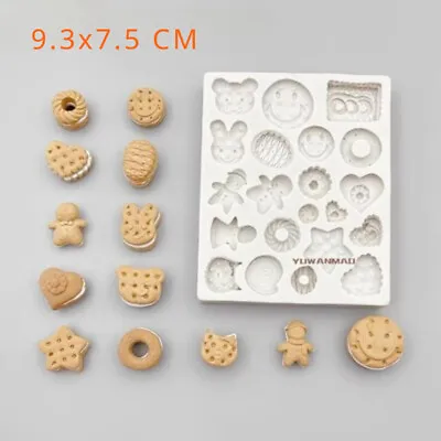 Dollhouse Miniature 1/6 Scale Bread Mini Food Biscuit Cake Dessert Silicone Mold • $7.99