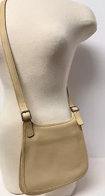 COACH 90s Hippie Slim Saddle Crossbody Bag Vanilla Leather Vintage #9135 USA EUC • $75