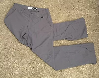 OAKLEY Lightweight Flat Front Golf Pants Gray Men's Size 30 #96548 • $20.99